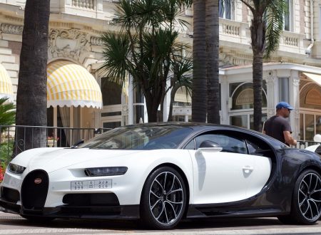 Bugatti Chiron: l’auto più veloce del mondo